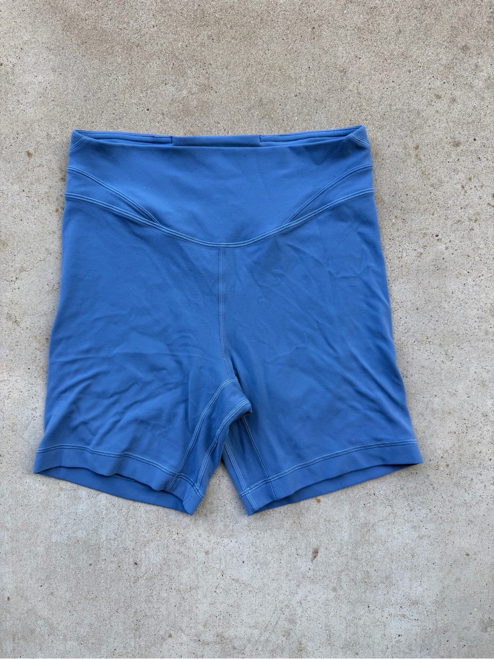 Lululemon 6 shorts